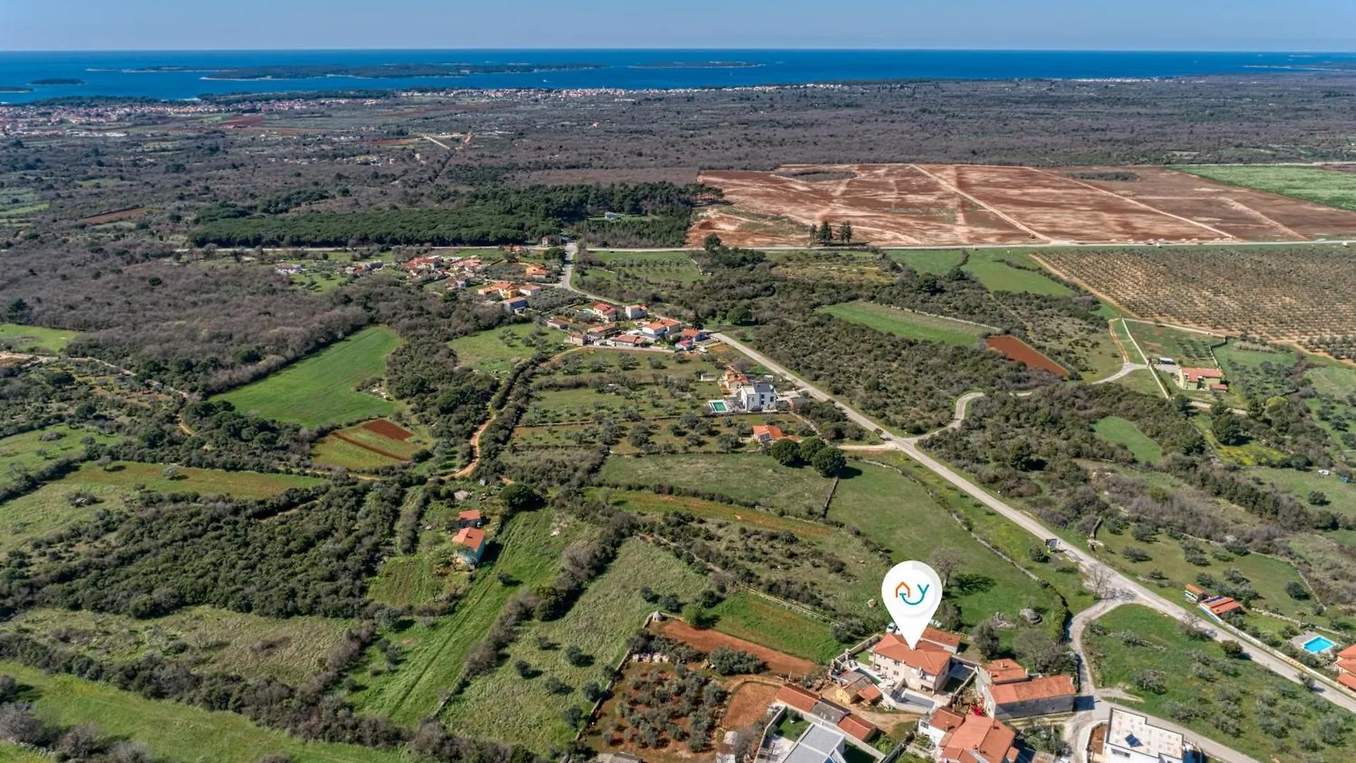 Villa Queen Jelena - Happy Rentals Galizana Apartment
